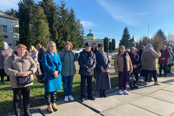 Photo 2025 11 01 19 36 23