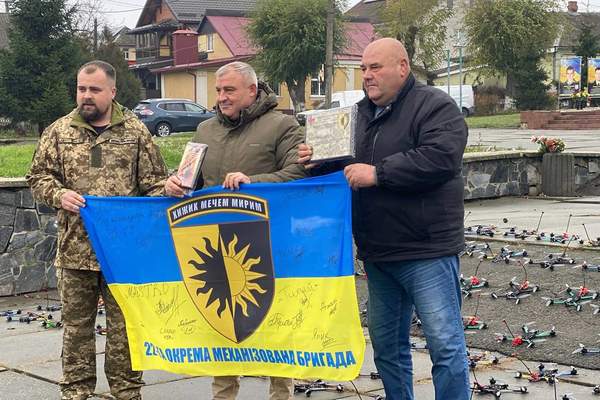 Photo 2025 11 17 11 35 26