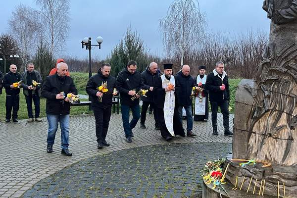 Photo 2025 11 22 16 59 27