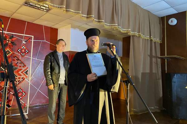 Photo 2025 12 05 18 37 06