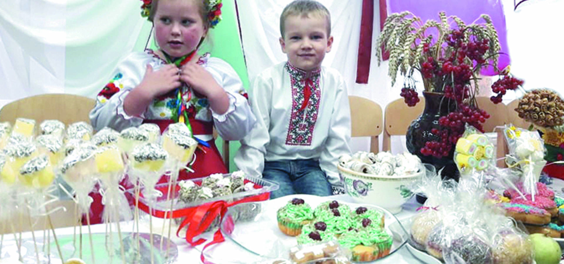 А в "Сонечку" ярмаркували, смаколики купували