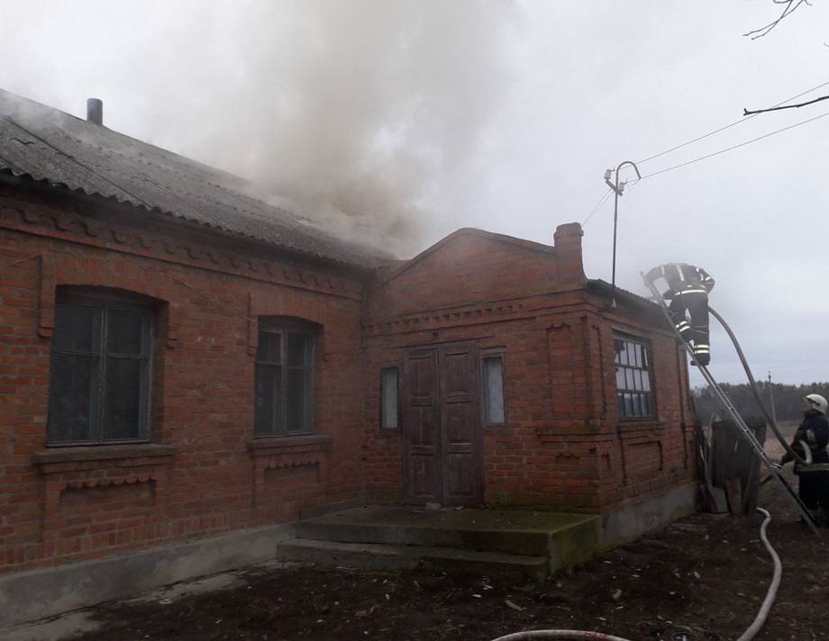 В селі біля Хмільника горів будинок