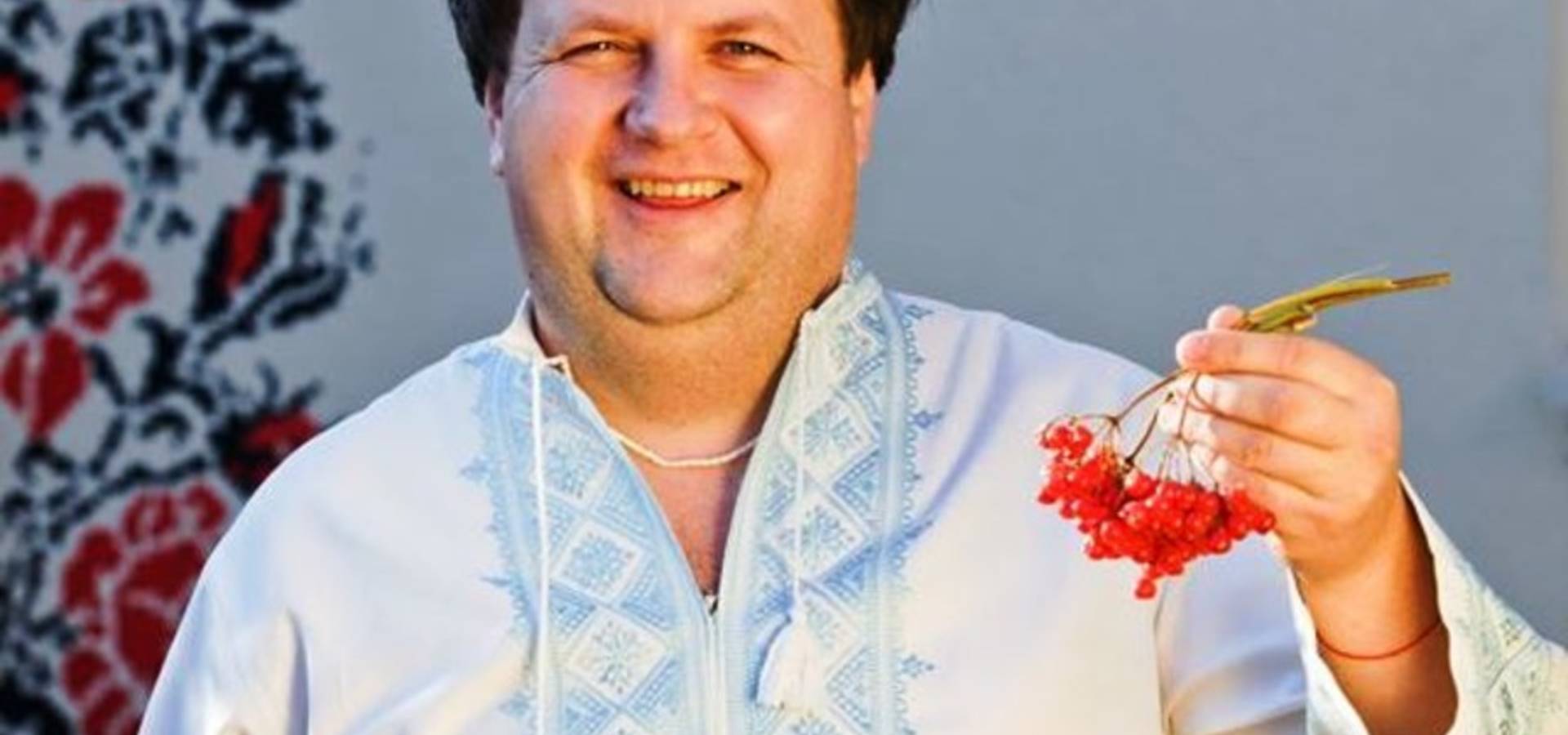Віктор Бронюк вручив стипендії переможцям конкурсу від гурту ТІК