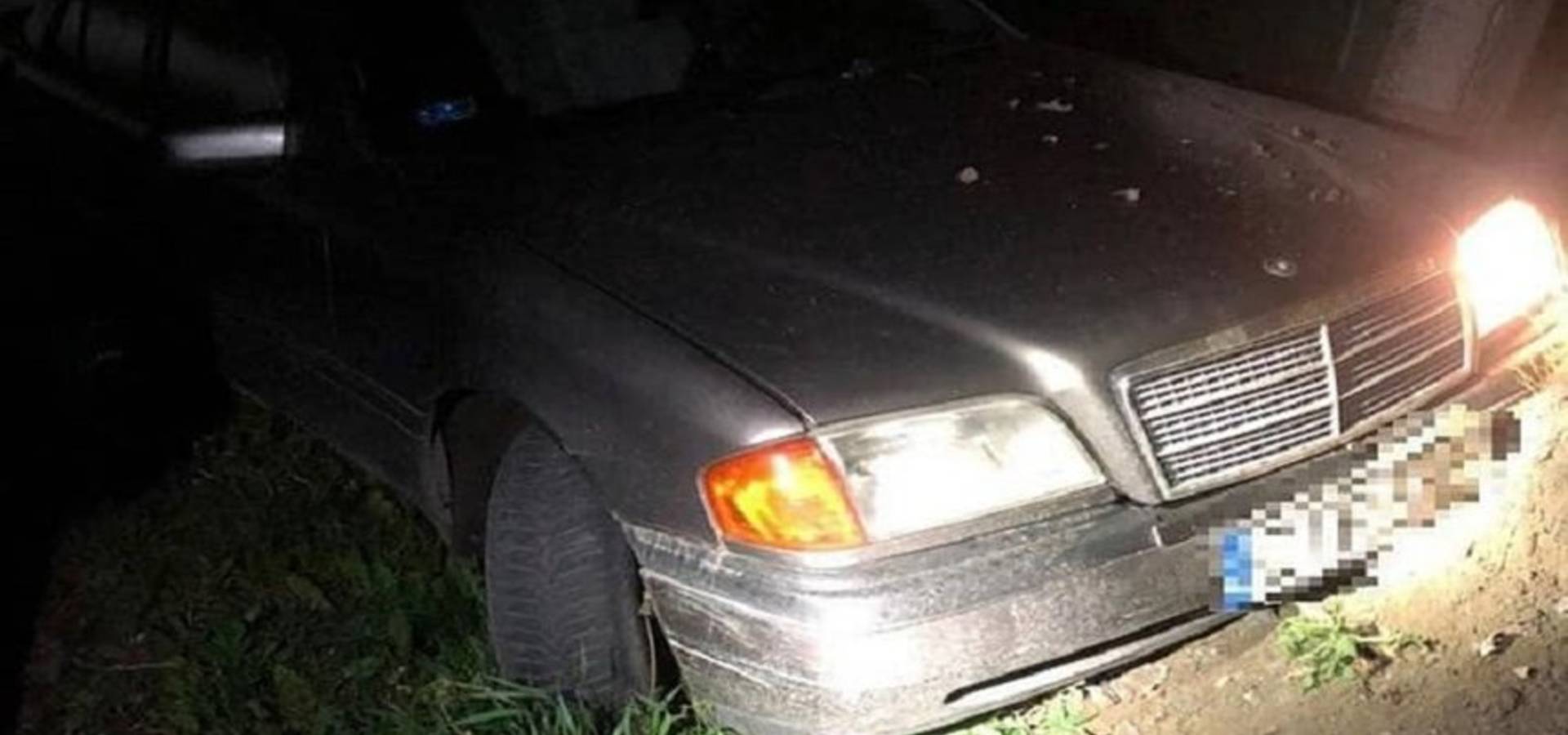 Водій під "кайфом" тікав від патрульних, а коли його наздогнали відбивався газовим балончиком
