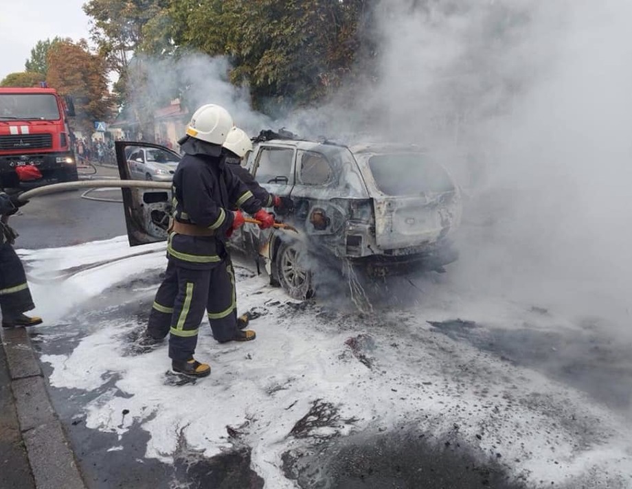 В Козятині згоріла поліцейська машина 