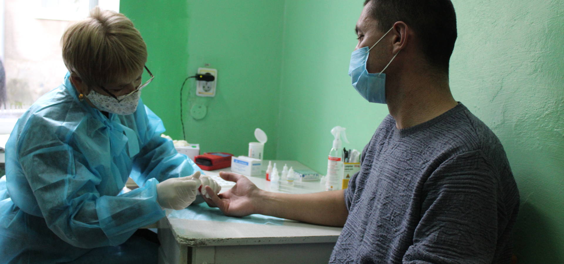 Працівники Хмільницького суду підтримали донорство і здали кров