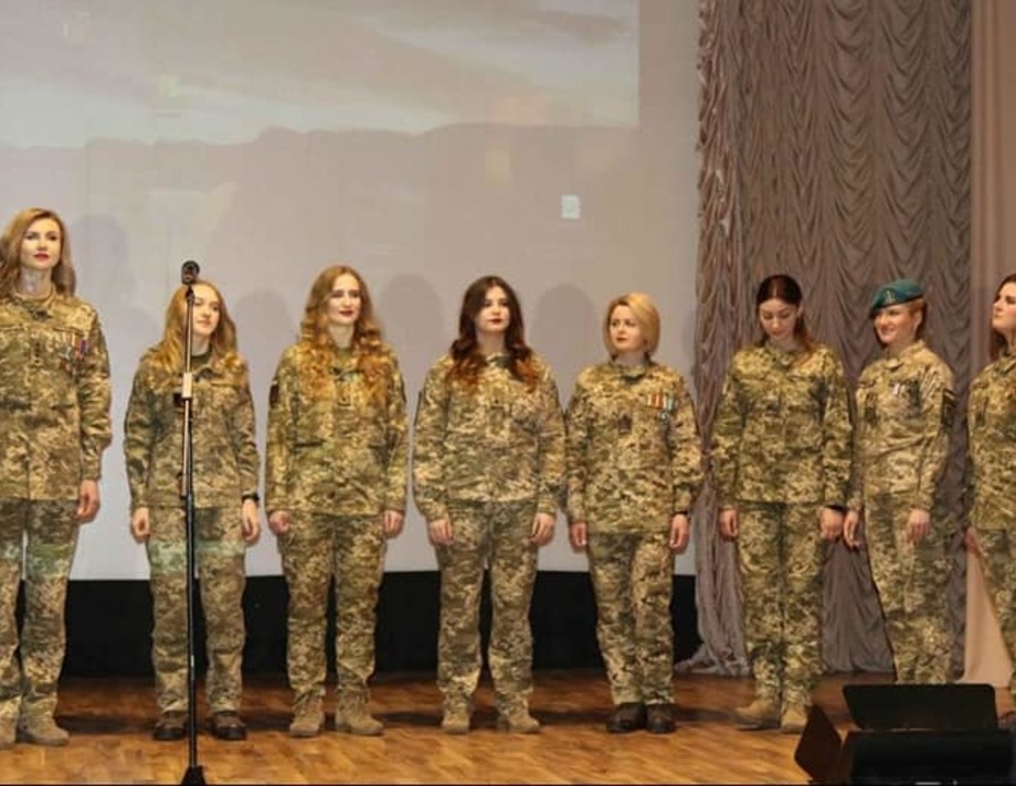 В Хмільнику обирали «Берегиню в погонах – 2020»