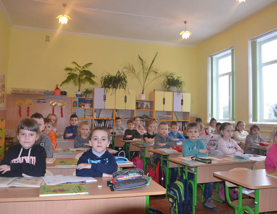 До "живого" навчання повернулося майже сто відсотків хмільницьких школярів