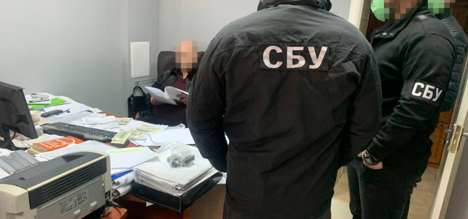У Вінниці СБУ викрила адвоката за вимагання хабара