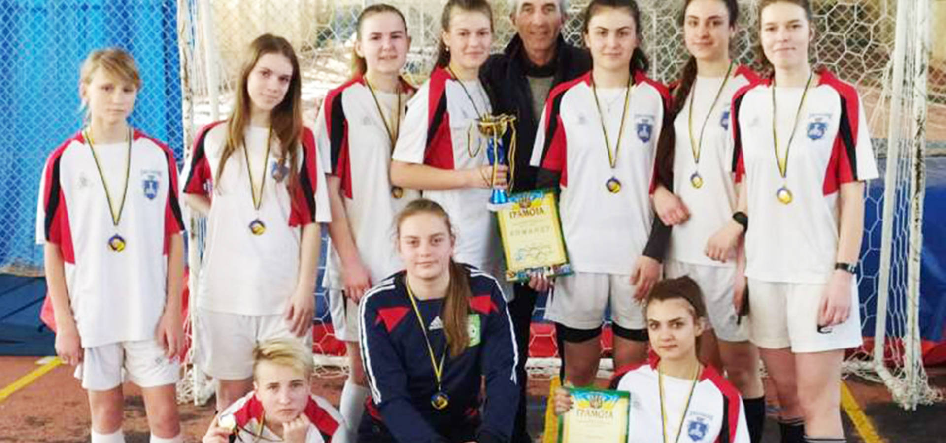Дівчата футболістки із Хмільника посіли третє місце в чемпіонаті Вінницької області