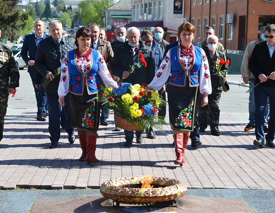 В Хмільнику вшанували пам'ять полеглих в роки Другої світової війни 