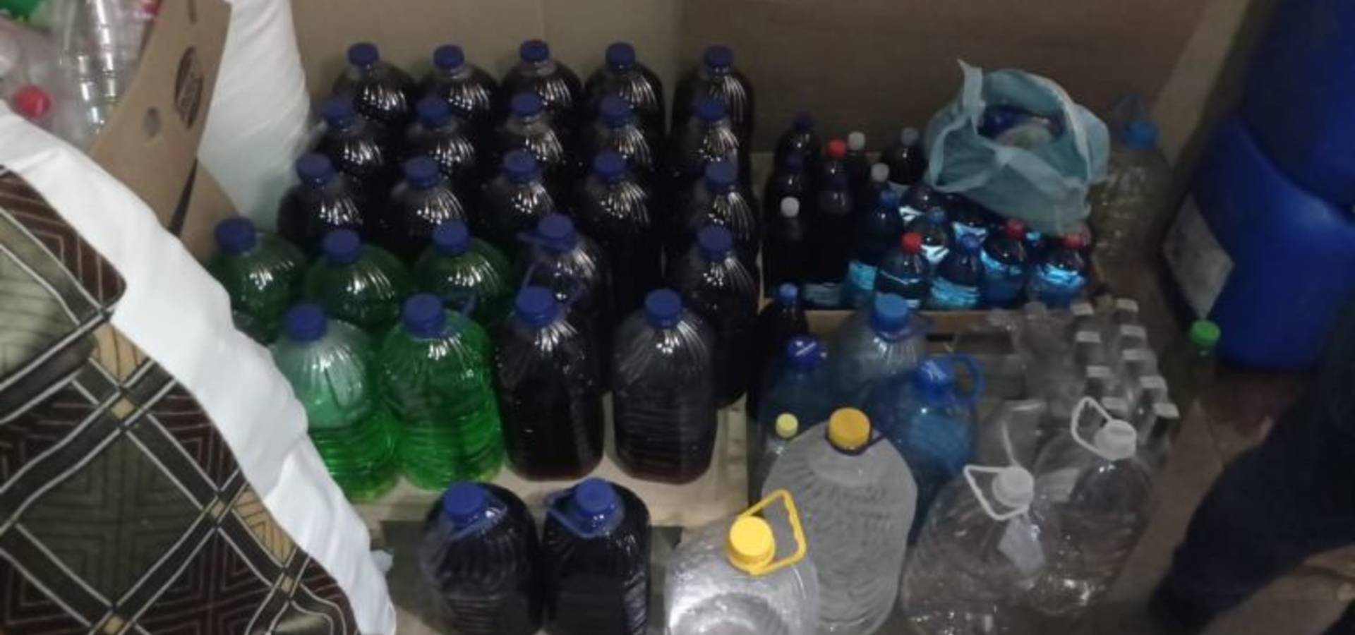 У Хмільницькому районі виявлено тисячу літрів контрафактного алкоголю
