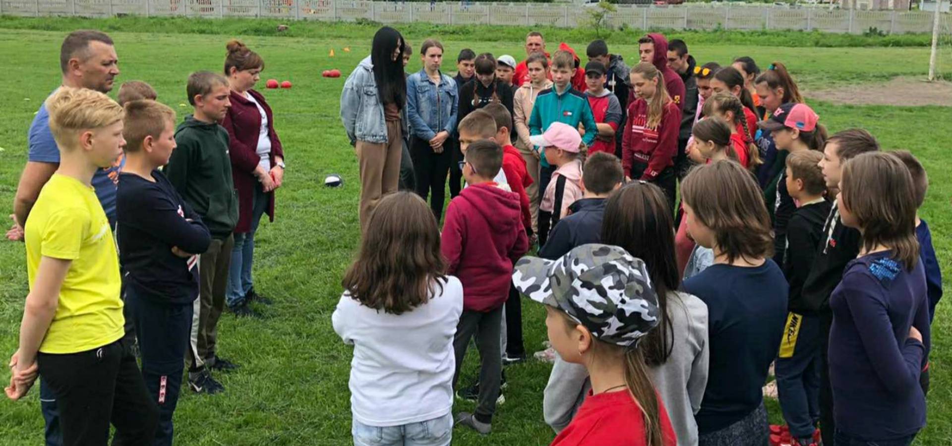 В Качанівській школі хвилиною мовчання вшанували пам'ять дітей – безневинних жертв агресії