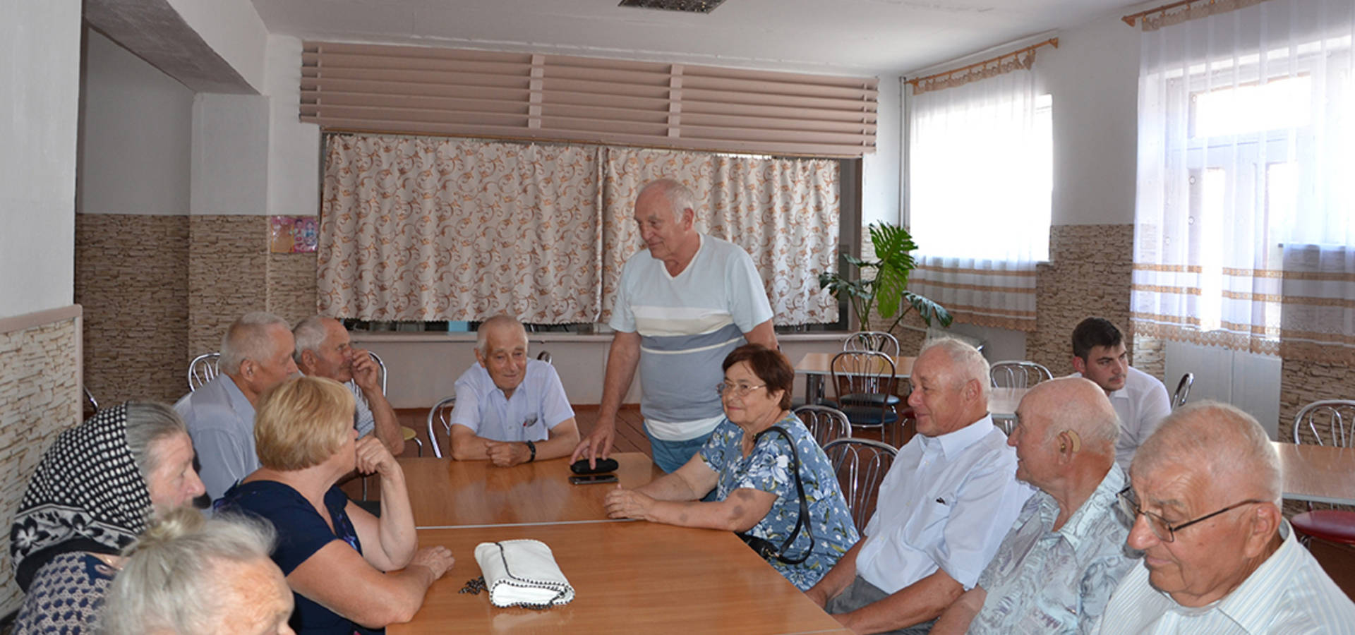 Шістдесят років після школи. Зустріч випускників у Сальниці