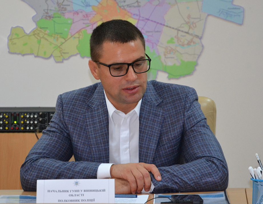 Начальник поліції Вінниччини провів нараду у Хмільнику