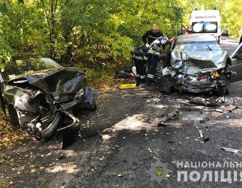 У смертельній ДТП під Хмільником загинуло двоє людей