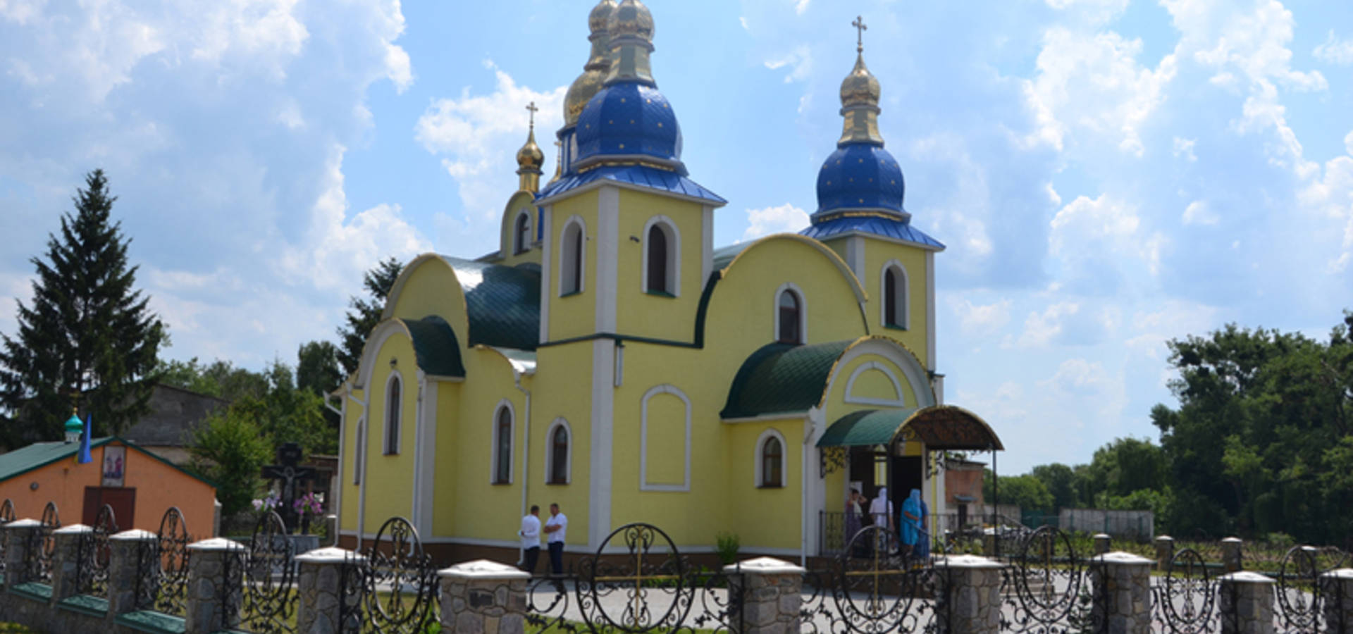 Вночі в Хмільнику обікрали церкву