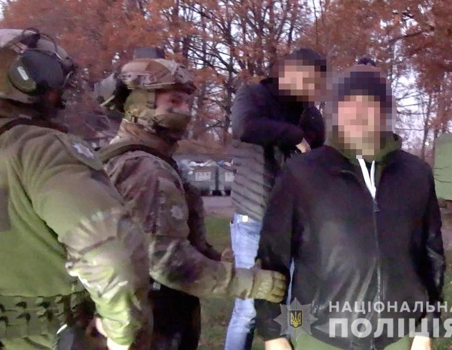 На Вінниччині викрили злочинну групу, яка торгувала фіктивними COVID-сертифікатами