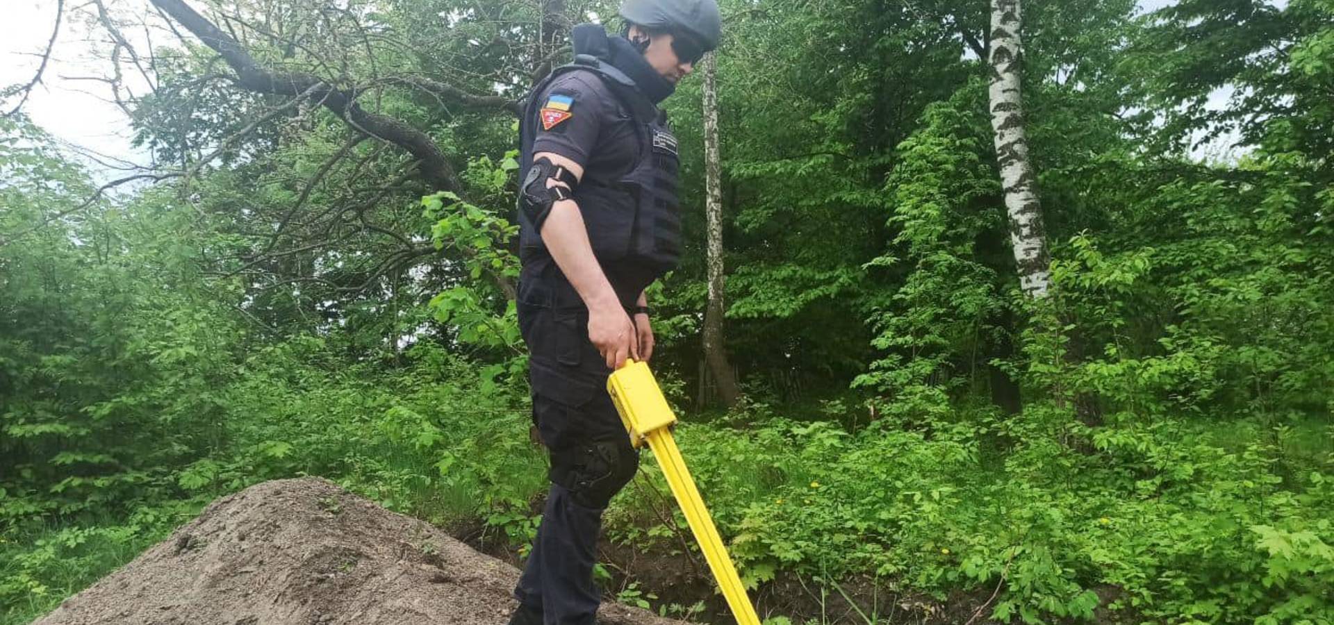 У селі Хмільницького району знайшли та знешкодили вибухівку