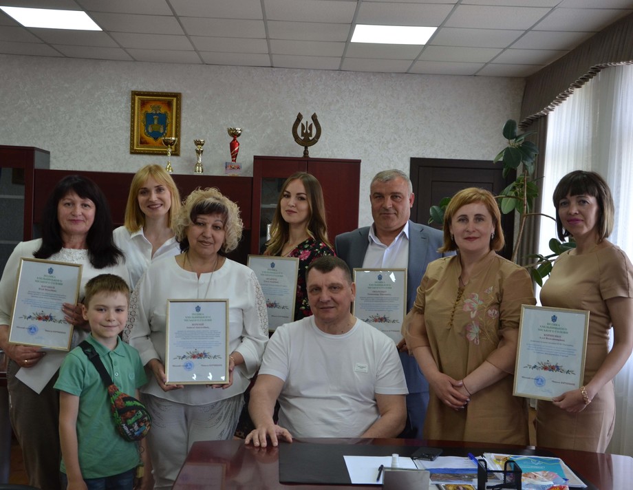 Шестеро журналістів у Хмільнику отримали подяки від міського голови