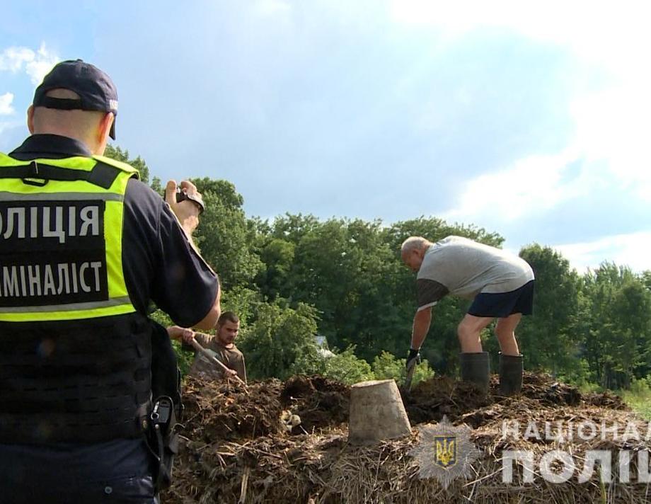 На Вінниччині чоловік вбив свою співмешканку багатодітну матір та закопав тіло у купі гною