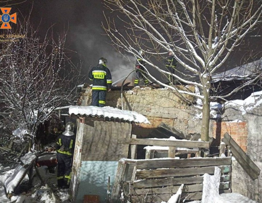 У селі Хмільницького району спалахнула пожежа