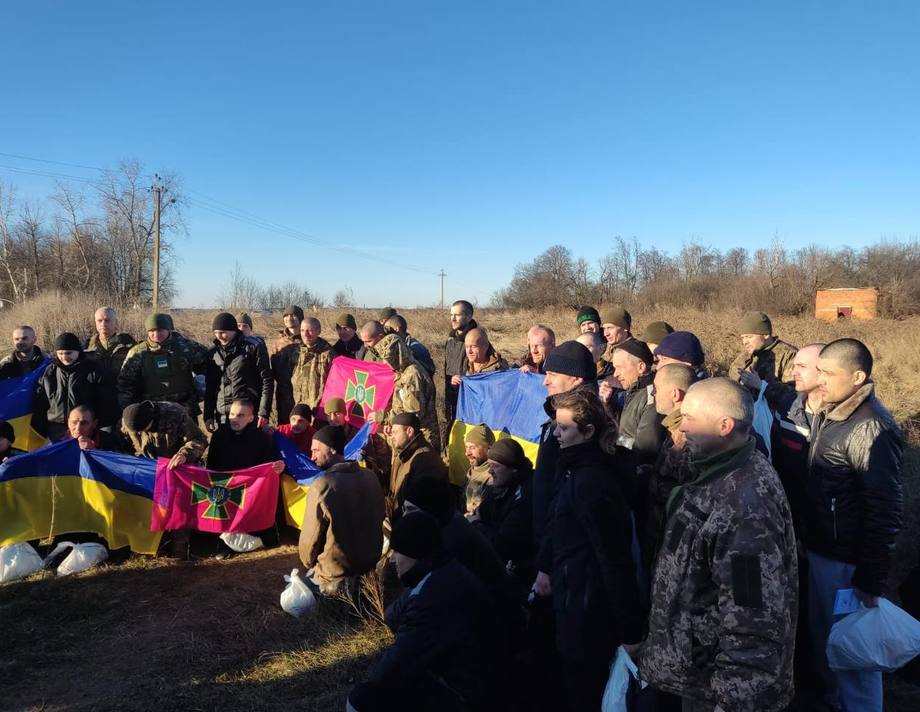 У День ЗСУ додому з полону повернулися 60 військовослужбовців