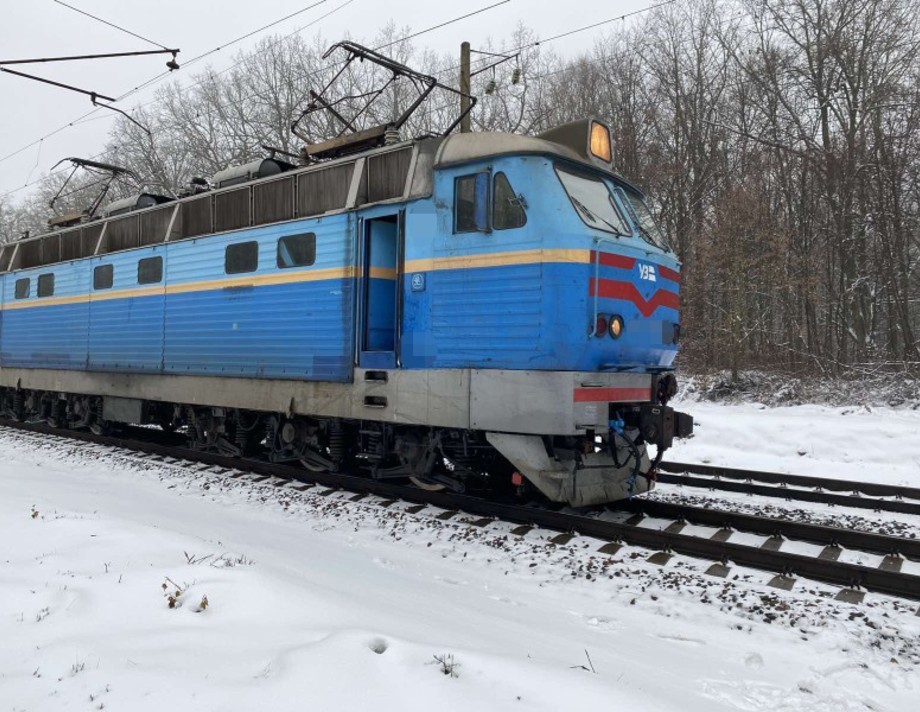 У Хмільницькому районі під колесами швидкісного потягу загинув пенсіонер