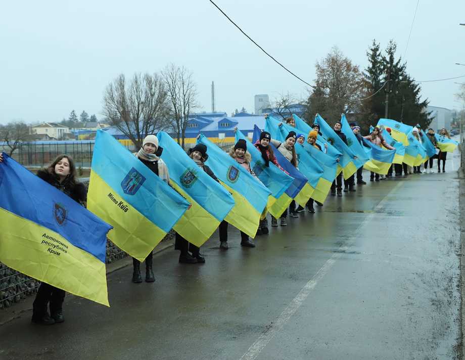 Хмільничани утворили "ланцюг незламних"