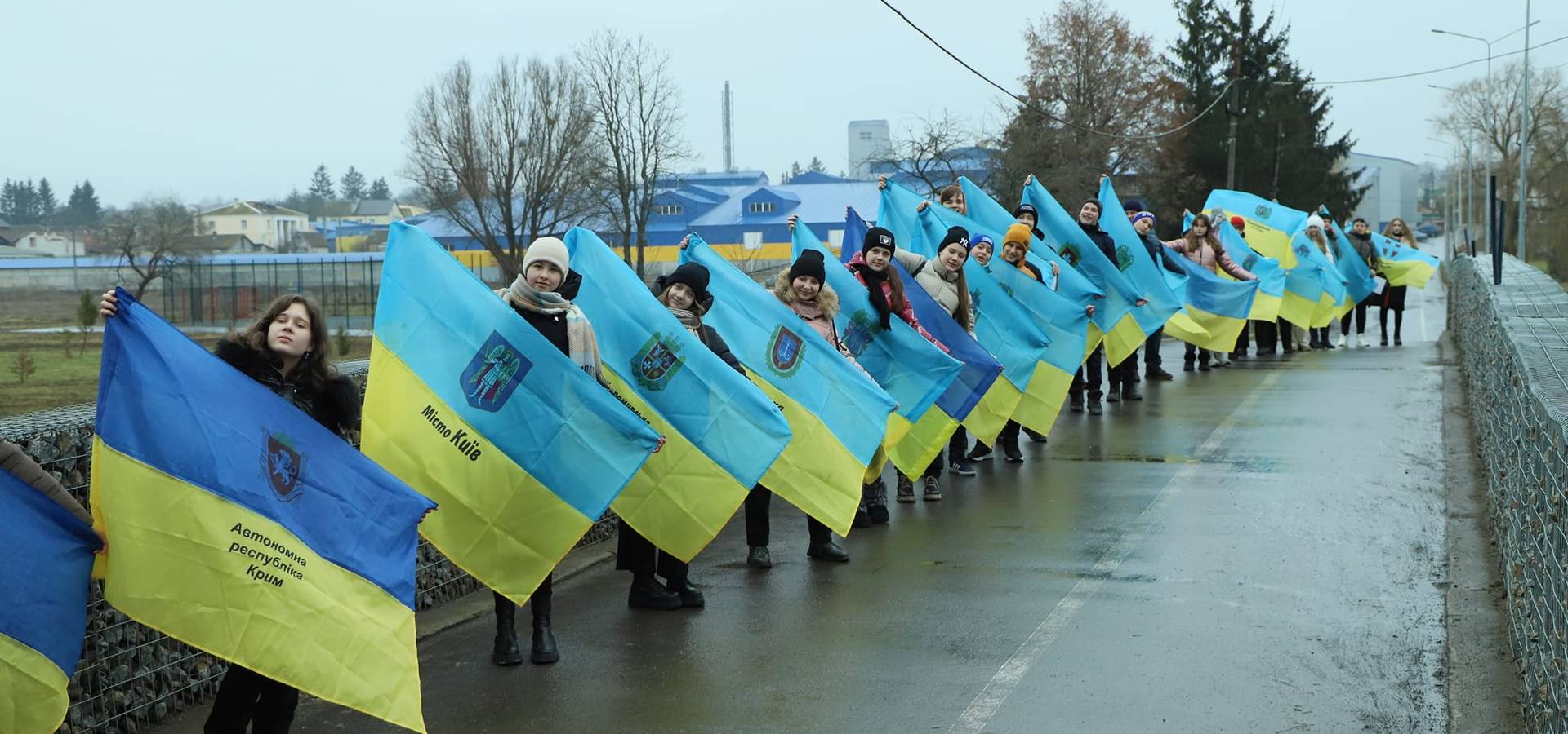 Хмільничани утворили "ланцюг незламних"