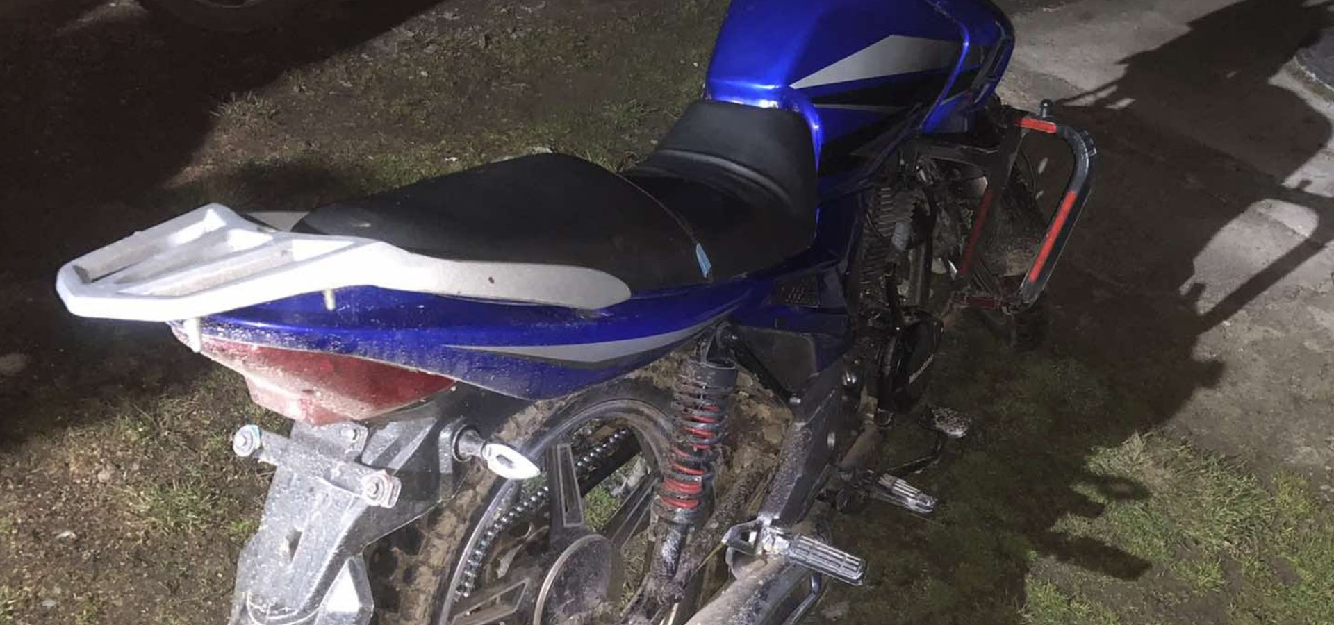 У Хмільнику мотоцикліст збив жінку та втік з місця пригоди