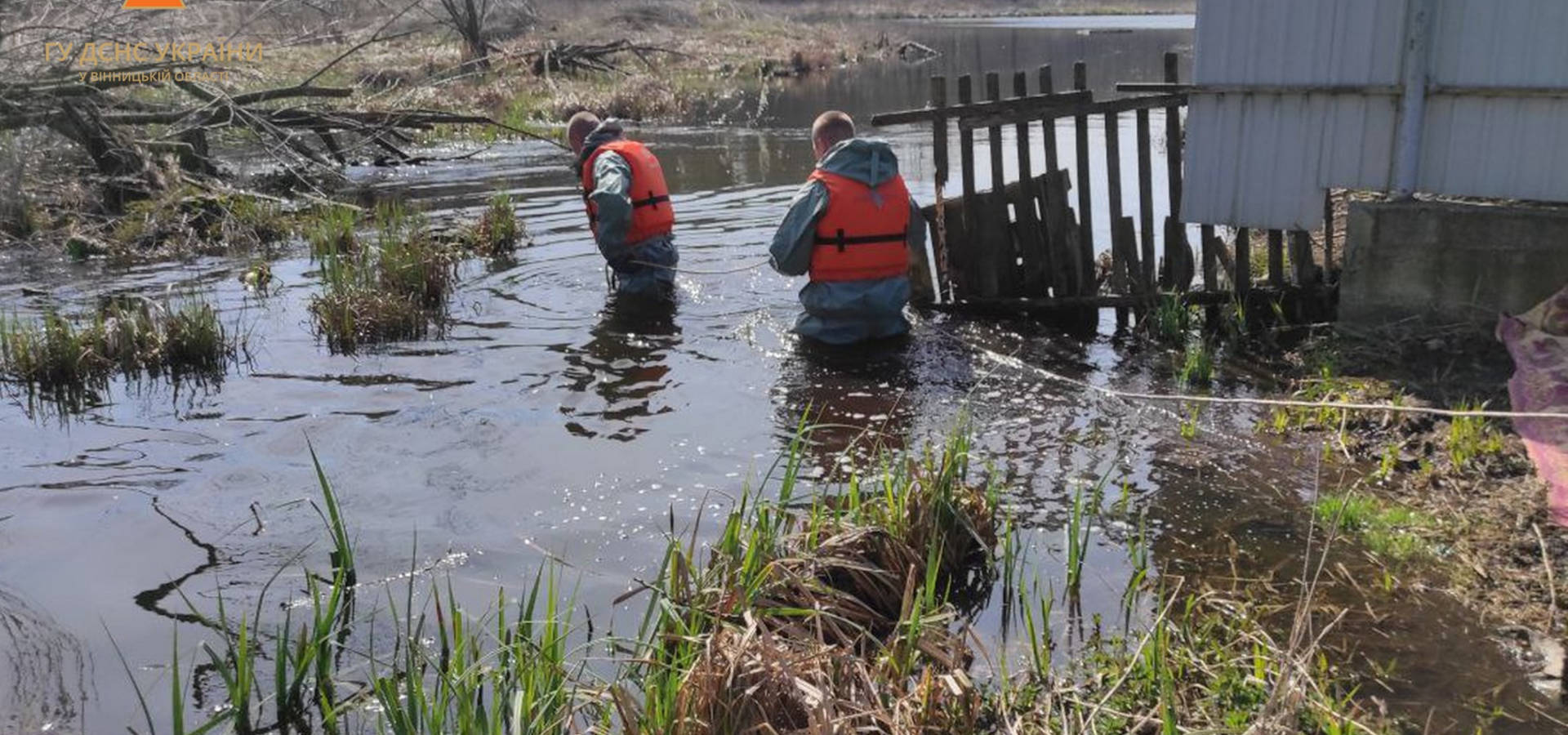 У селі в Хмільницькому районі місцеві жителі виявили потопельника