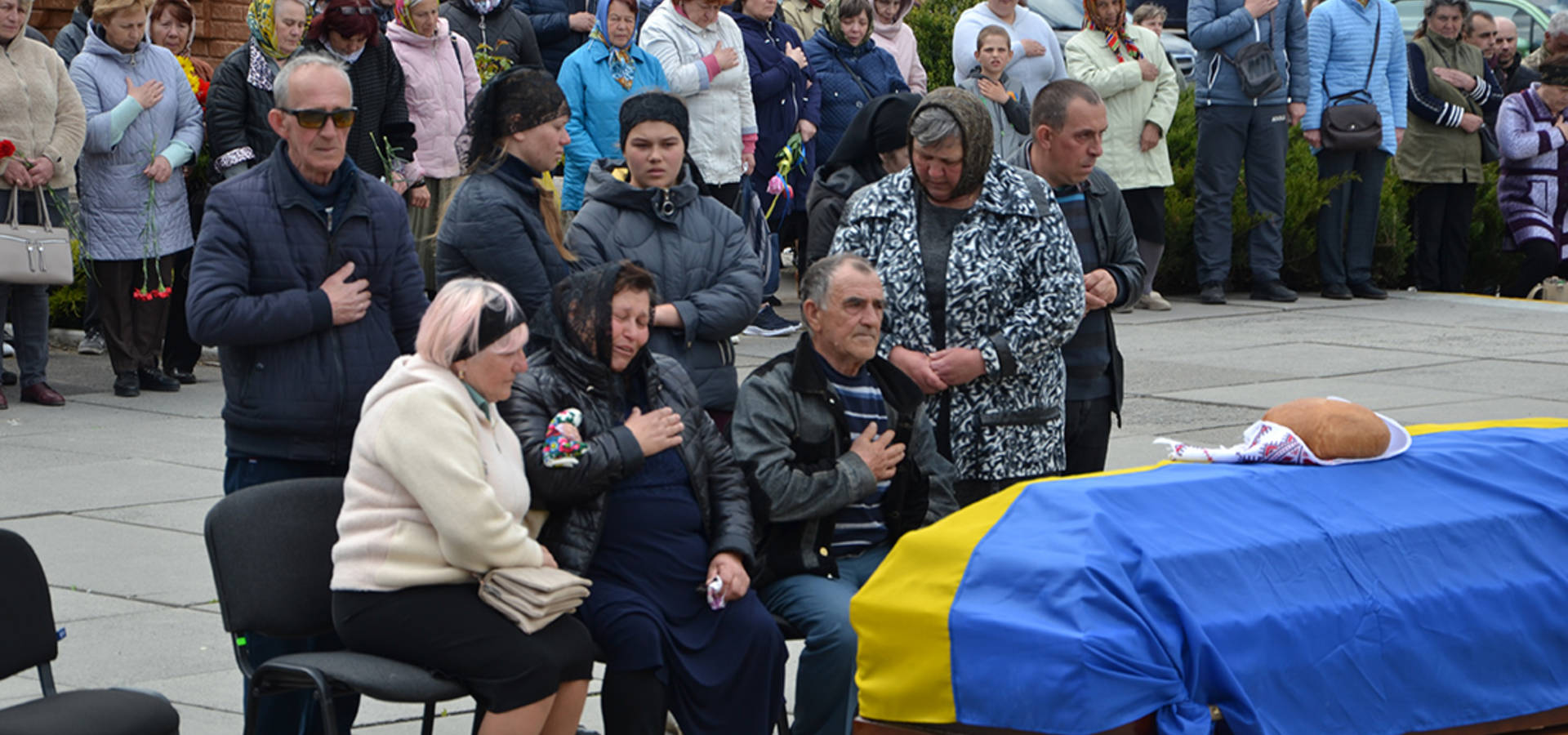 У Хмільнику попрощались з героєм Андрієм Пацанівським, який загинув під Бахмутом