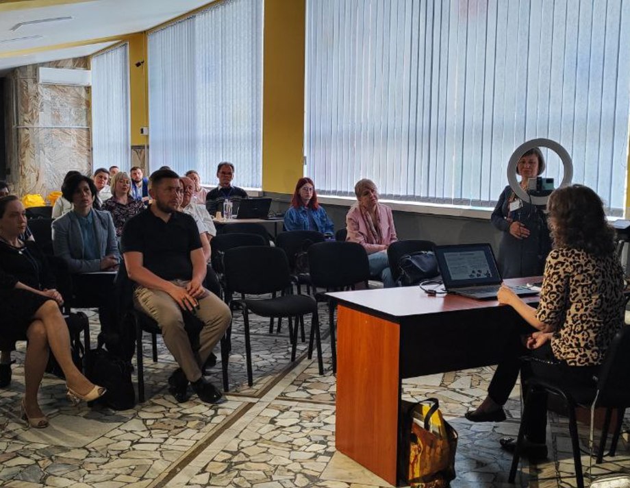 У Хмільнику відбулась публічна консультація проєкту ''Парламент для села''