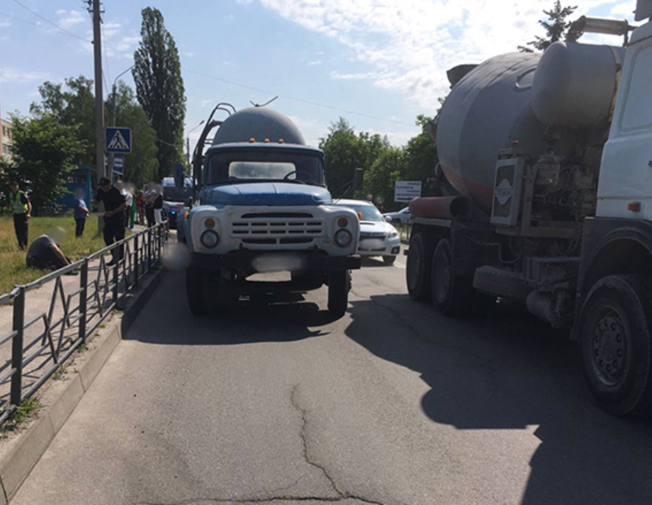 Сьогодні у Вінниці під колесами вантажівки загинула 16-річна дівчина з Хмільника