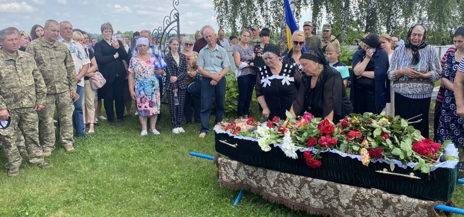 В селі Дібрівка Війтівецької громади попрощались з захисником України Сергієм Кірєєвим