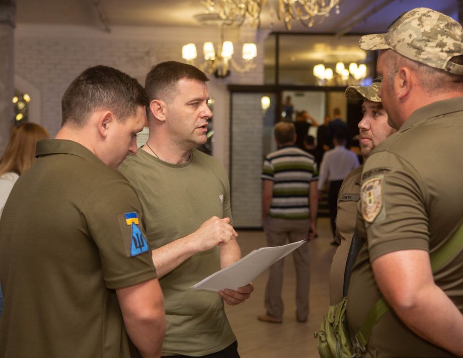 Засновник Фонду «Український Альянс» Микола Філонов анонсував передачу 100 ударних дронів-камікадзе для ЗСУ.