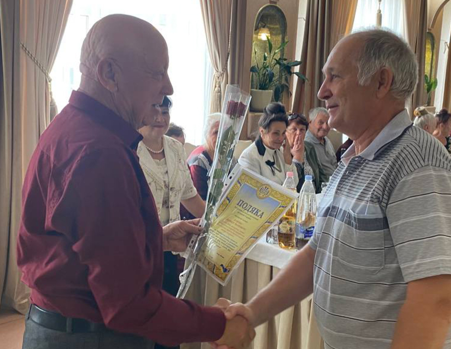 З нагоди Міжнародного дня людей похилого віку у Хмільнику ветеранам вручили подяки