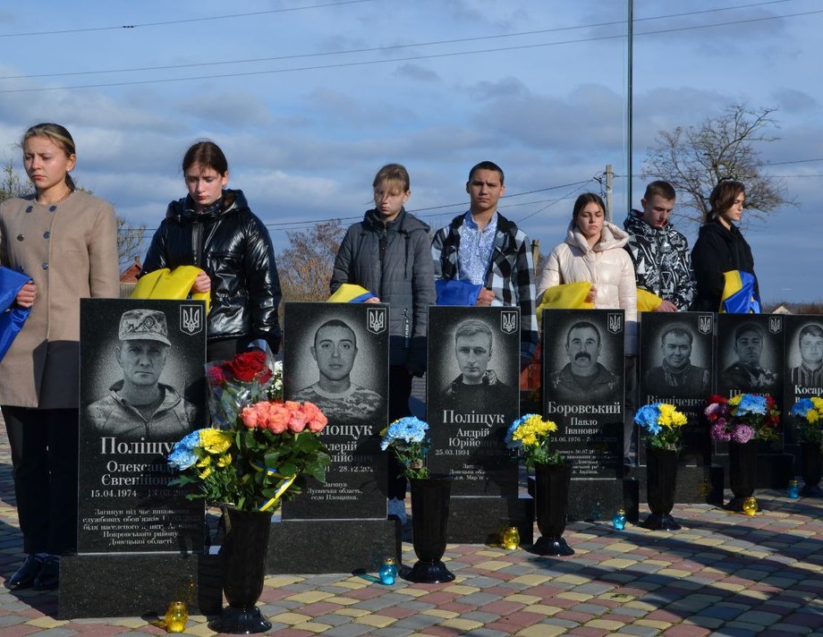 У Війтівцях на Вінниччині відкрили Алею Героїв полеглим за Україну воїнам-землякам