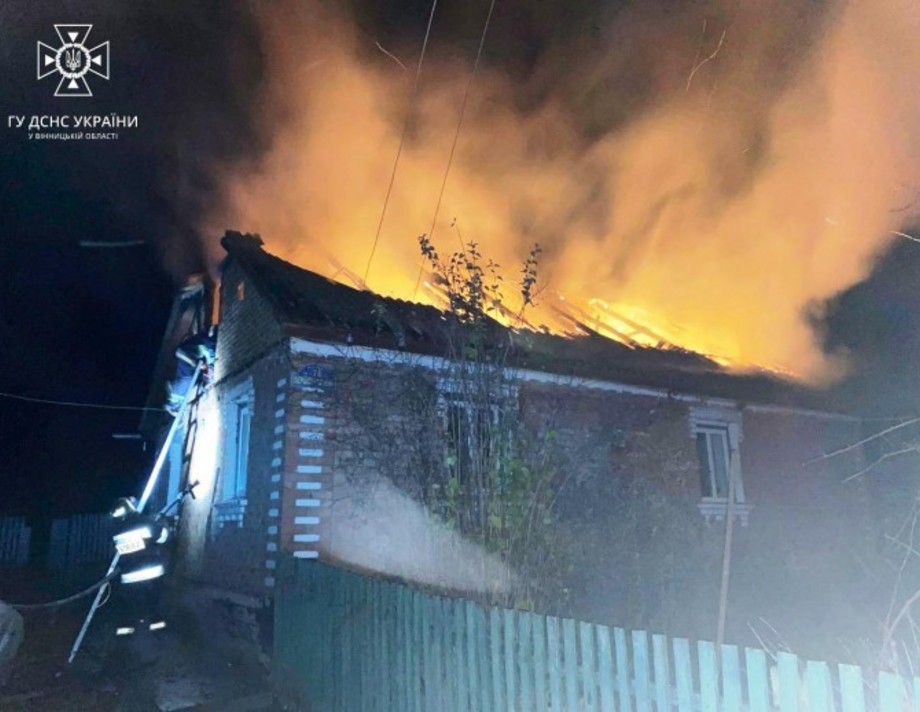 В селі Широка Гребля Хмільницької громади згорів будинок