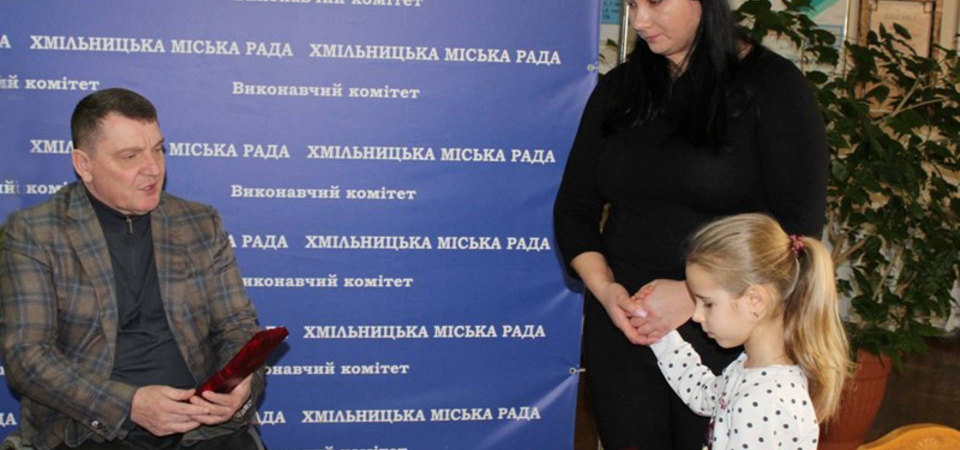 У Хмільнику родинам полеглих захисників Михайла Слободянюка та Ігоря Бондаря вручили ордени