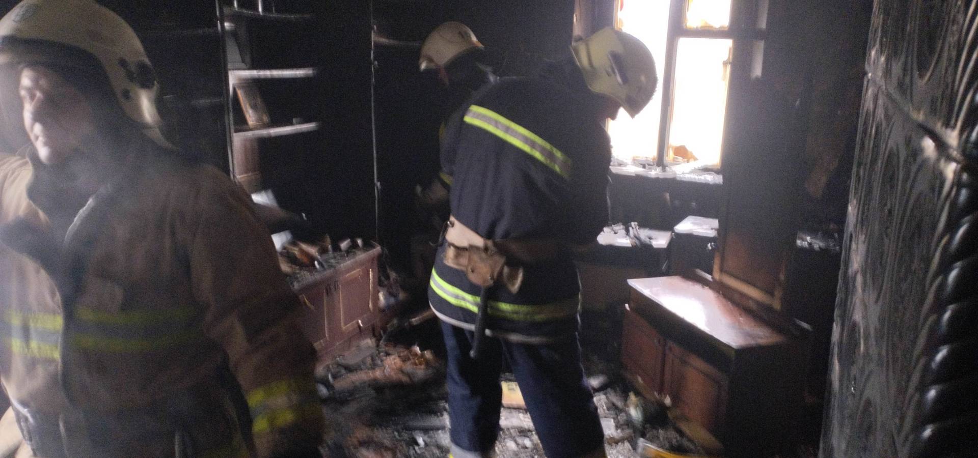 На Вінниччині у перший день нового року в пожежі власного будинку загинула людина