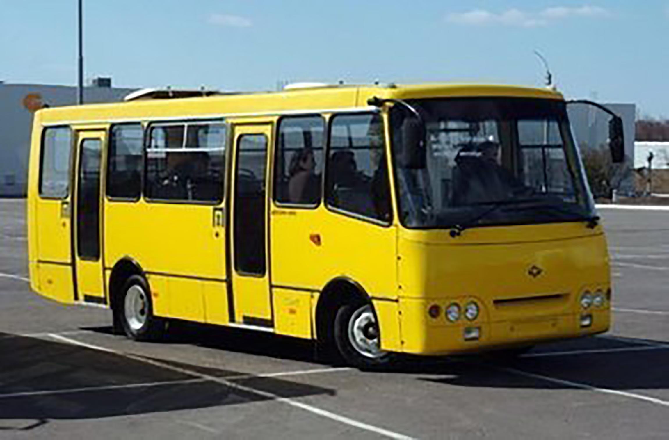 09823