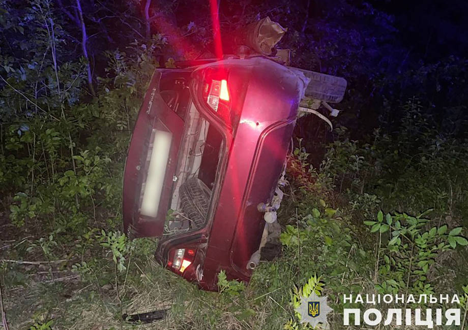 В Хмільницькому районі у ДТП загинула 20-річна жінка