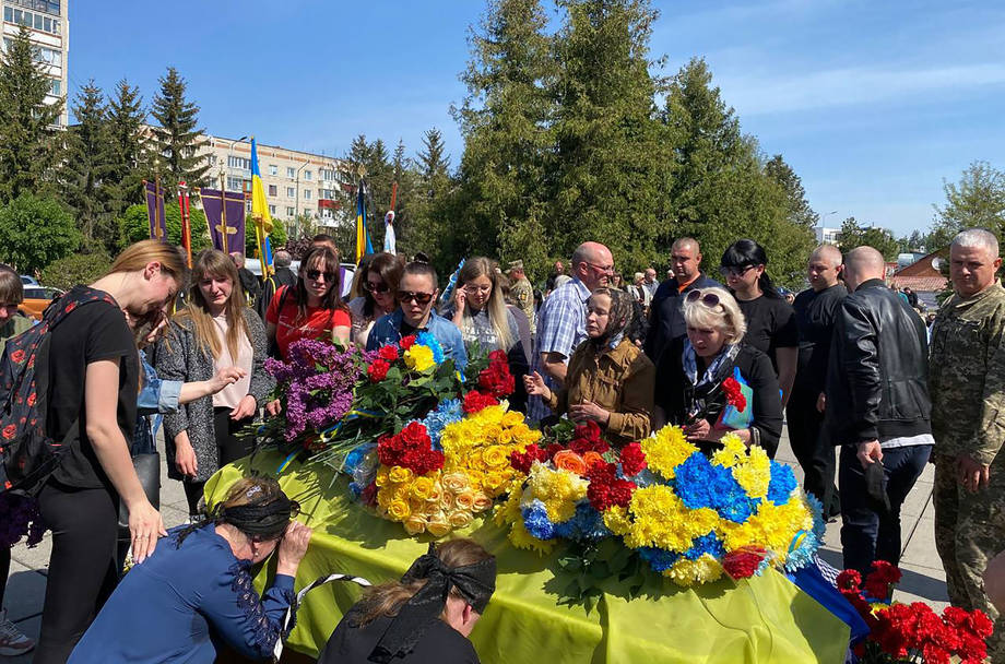 У Хмільнику попрощались з полеглим за Україну захисником Володимиром Пригаріним