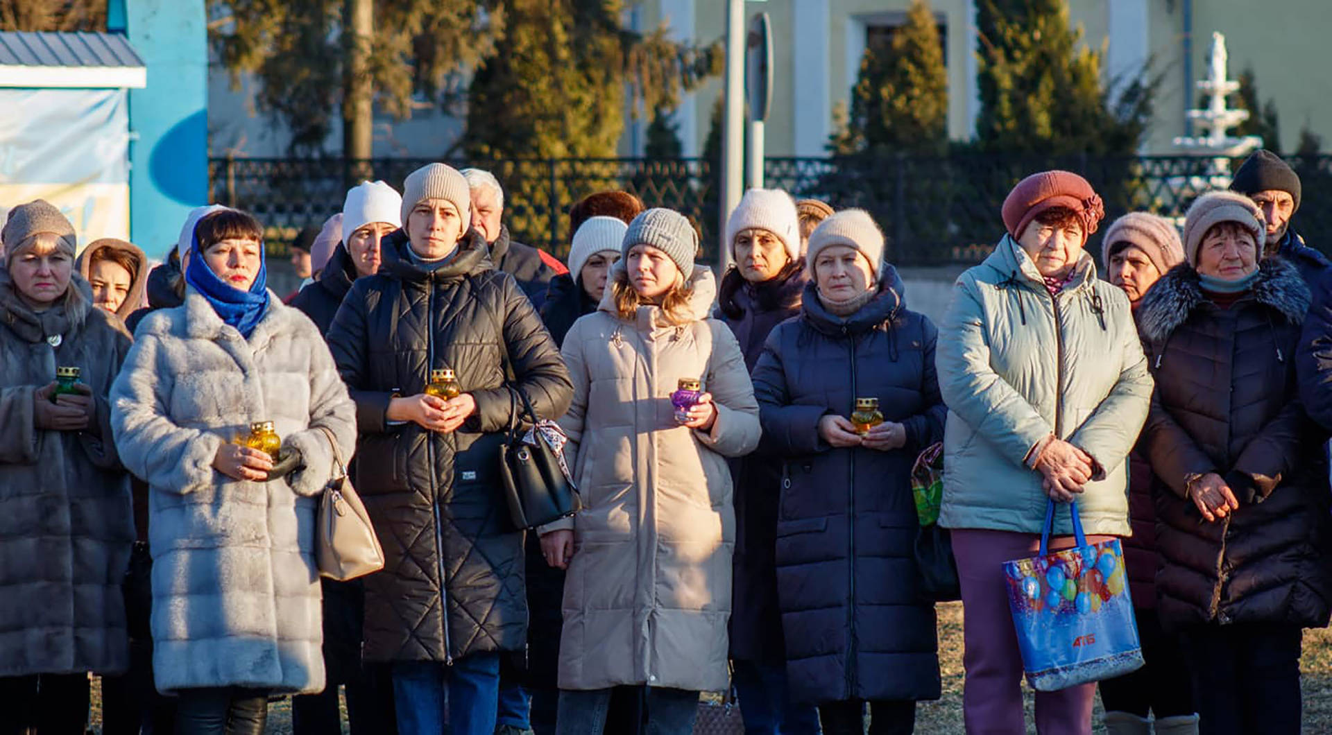 У Хмільнику вшанували полеглих за Україну героїв та помолились за їх вічний спочинок