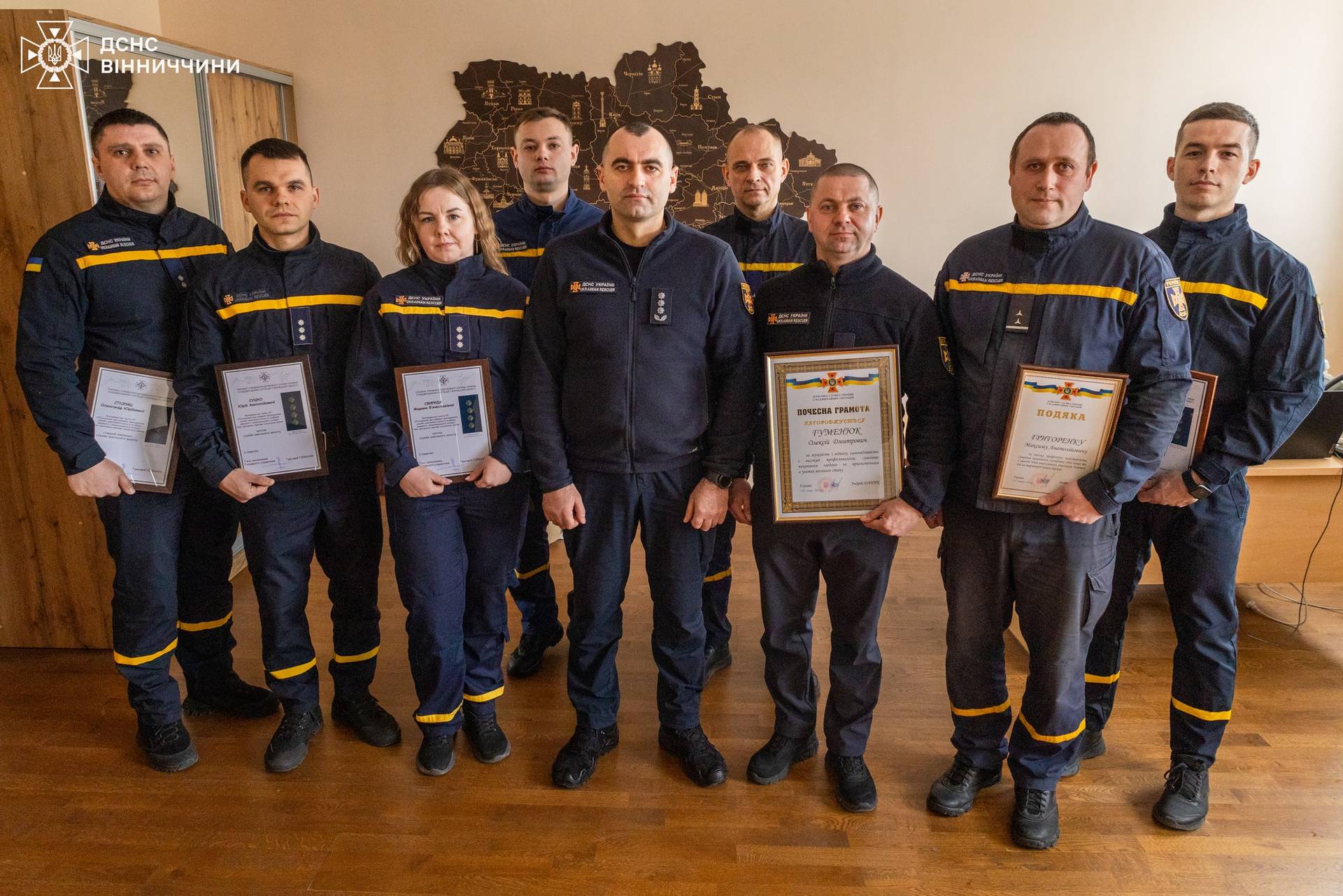 У Вінниці відзначили кращих рятувальників та присвоїли спеціальні звання