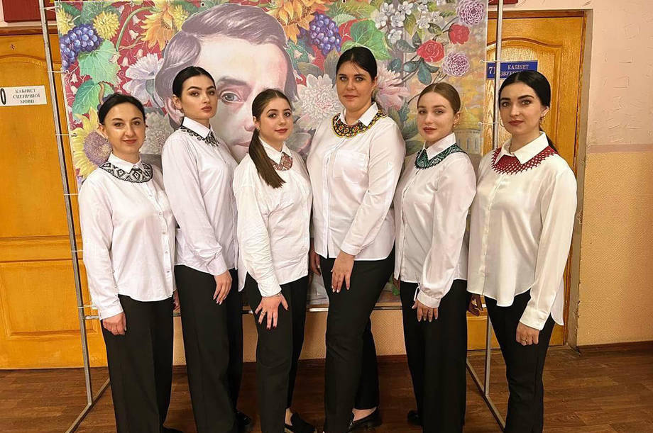 Хмільницькі театрали стали переможцями обласного конкурсу читців "Кобзар і Україна"