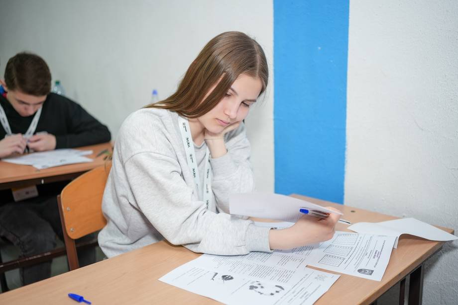 Дев'ятикласниця з Хмільника посіла перше місце на олімпіаді з білогії на Вінниччині та четверте в Україні