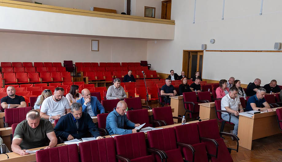 Хмільницькі депутати виділили мільйон гривень на відбудову ФАПу в Куликівській громаді на Чернігівщині